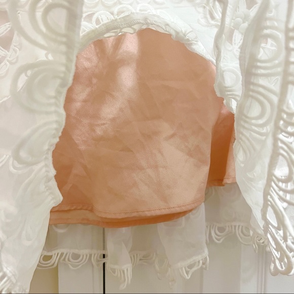 White embroidered lace ruffle flare mini skirt - Picture 8 of 10